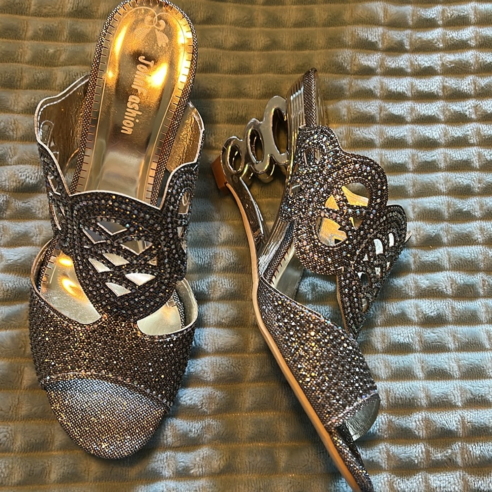 Lady’s Slip In Sandals with Decorative Heel & Bling